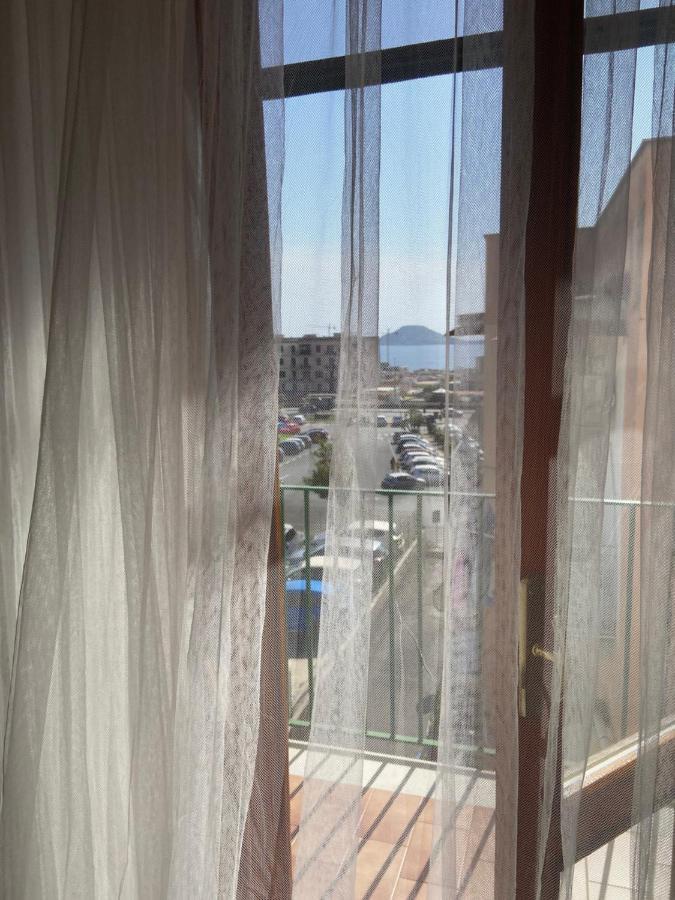 La Casa Di Giu Apartment Pozzuoli Luaran gambar